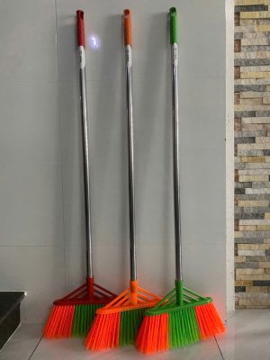 Chổi nhựa quét nước